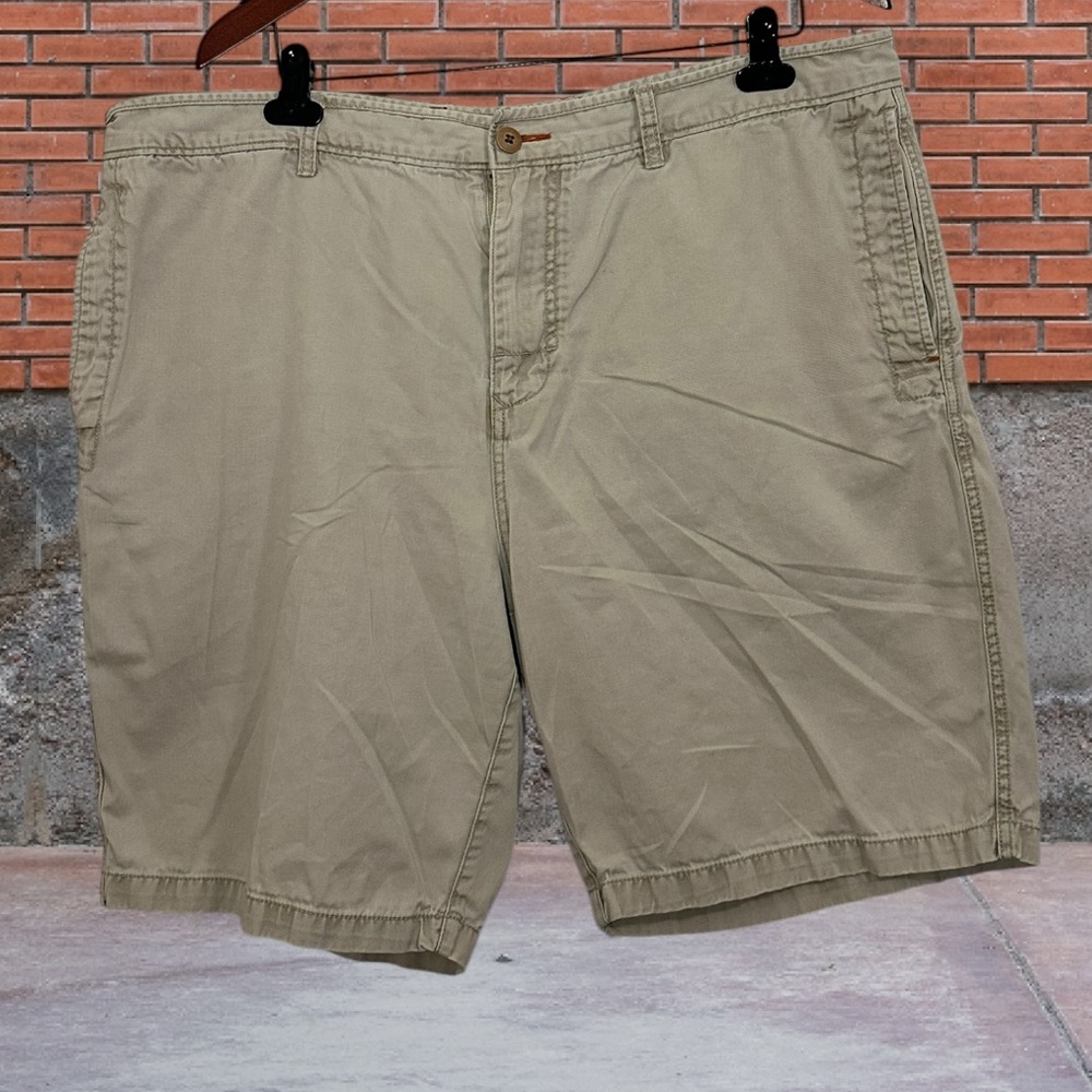 Tommy Bahama Relaxed Fit Cotton Shorts - Size 2X (42 waist)